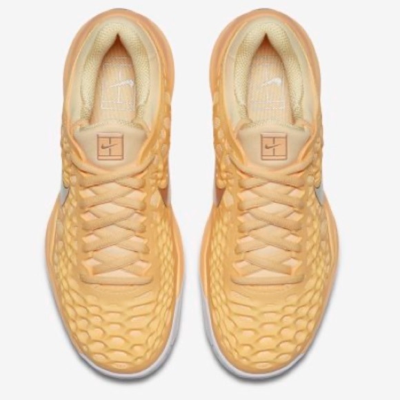 New In Box Nike Zoom Cage 3 HC Coral Shoes - Picture 3 of 8